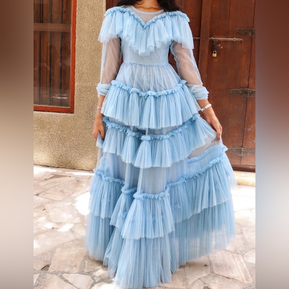 Light blue overlay tule dress with circle‎ skirt